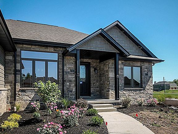 5th image of 9686 Garden Walk
