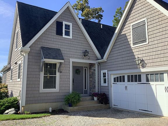 3rd image of 1683 Wamplers Lake Rd