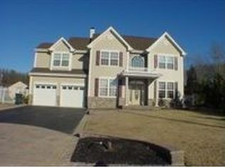110 Nobility Ct, Toms River, NJ 08755