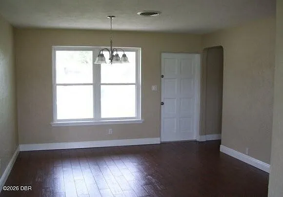 2 bed, 1.5 bath, 1452 sqft, $2,200 — Photo 4