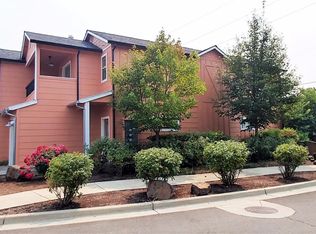 1210 Fruitdale Dr, Grants Pass, OR 97527