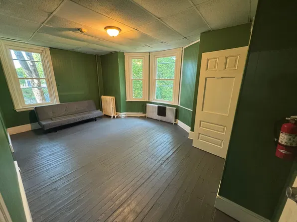 631 W Main St, 631 W Main St APT 6, Norristown, PA 19401