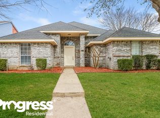 707 Austin Dr, Desoto, TX 75115