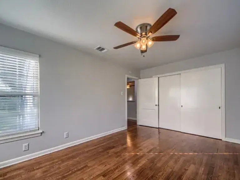 138 Norfolk Pl — Photo 21