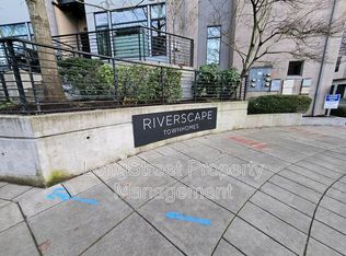 2176 NW 16th Ave, Portland, OR 97209