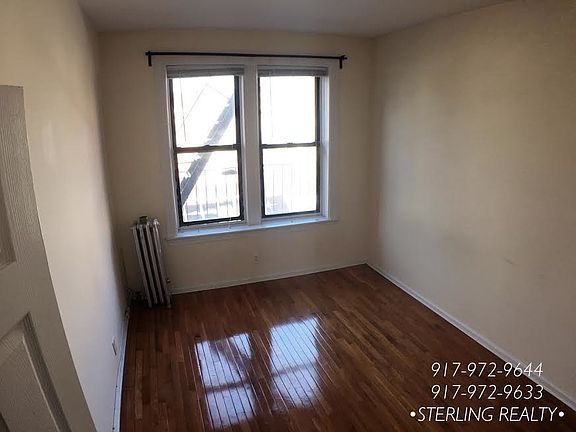 3rd image of 2548 35th St APT 2R