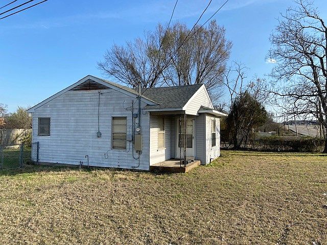 1st image of 1502 S Beltline Rd