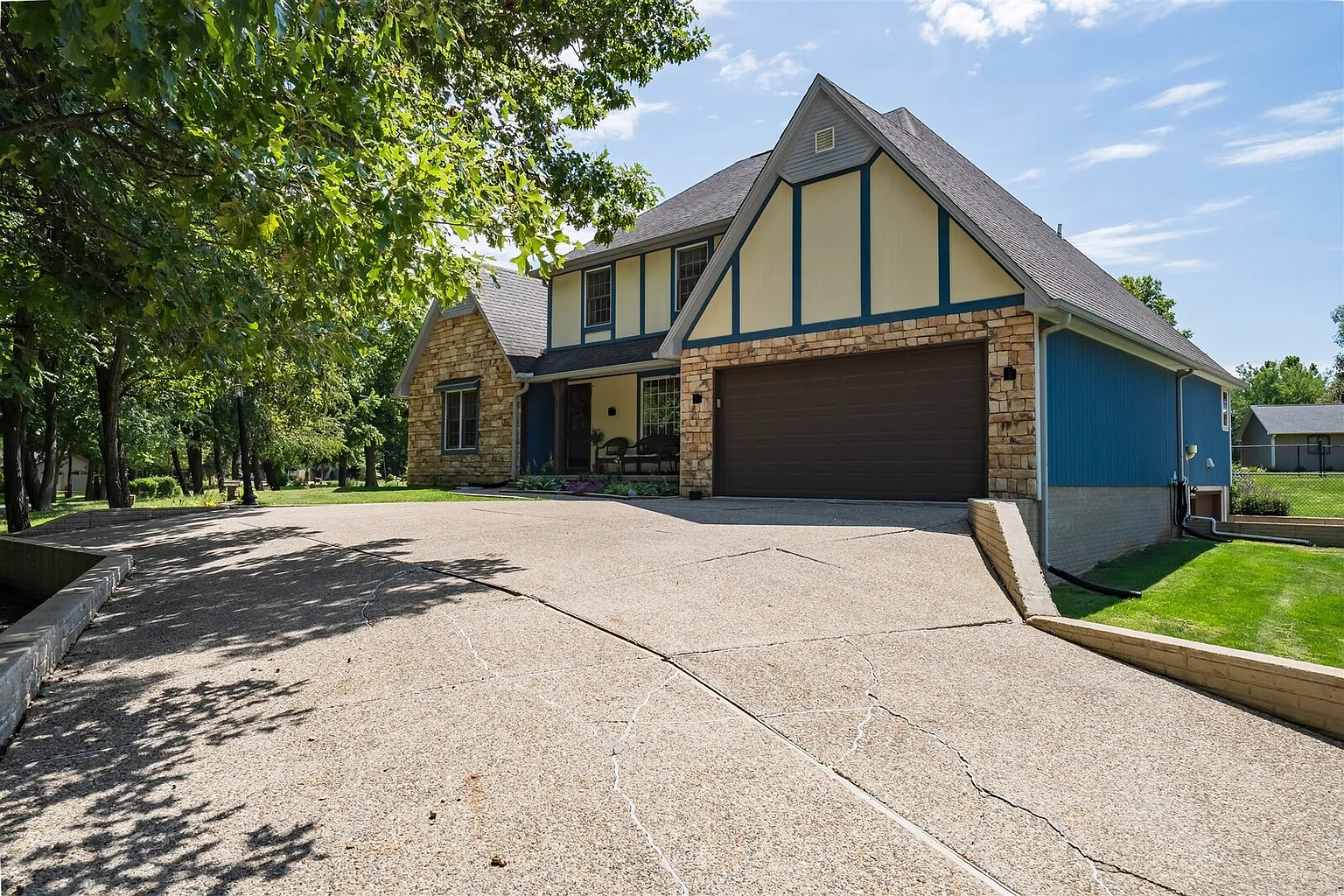 1 Timber Creek Ct photo 1