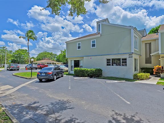 2nd image of 8003 Lagos De Campo Boulevard #8003