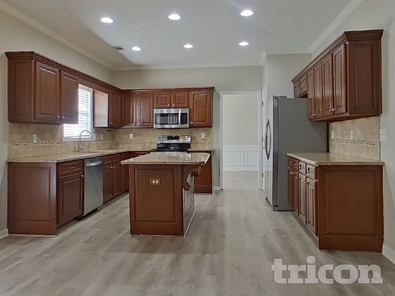 5th image of 1560 Highland Farm Dr