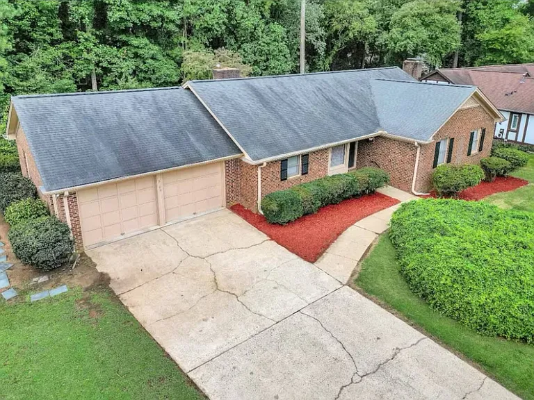 6109 Gainsborough Dr — Photo 27