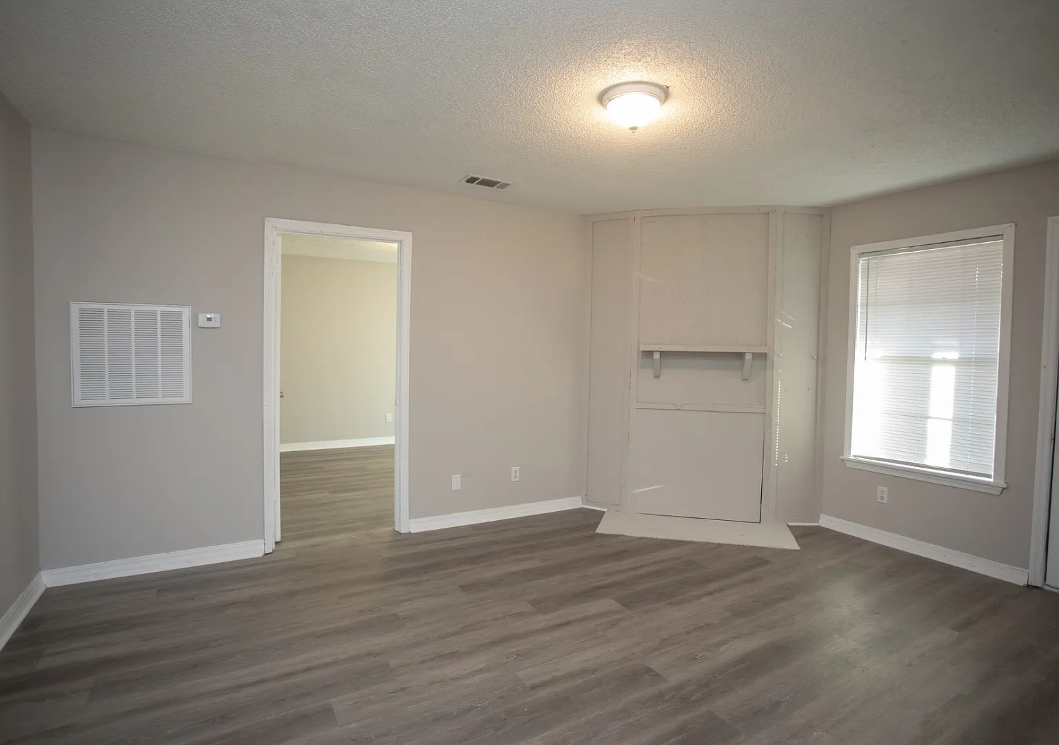 100 Meudon St - 100 Meudon St. Unit D — Photo 2