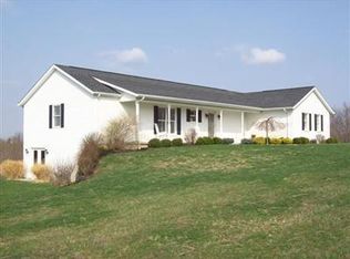 107 Church St, Aurora, IN 47001