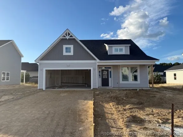 2023 Secluded Dell Rd, Fayetteville, NC 28306