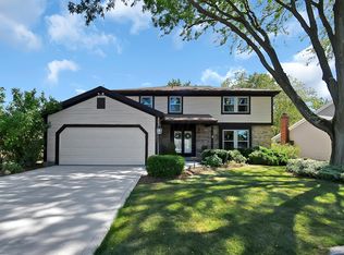 1003 Welwyn Dr, Columbus, OH 43081