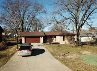 4314 Annandale Ln, Crown Point, IN 46307