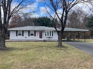 11 Griswold Cir, Granby, MA 01033