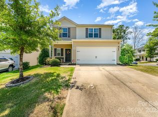 4702 Opus Ln, Charlotte, NC 28214