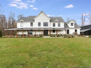 100 Dogwood St, Vevay, IN 47043