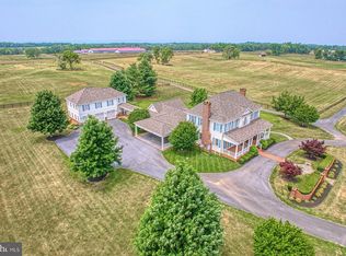 899 Earle Rd, Charles Town, WV 25414