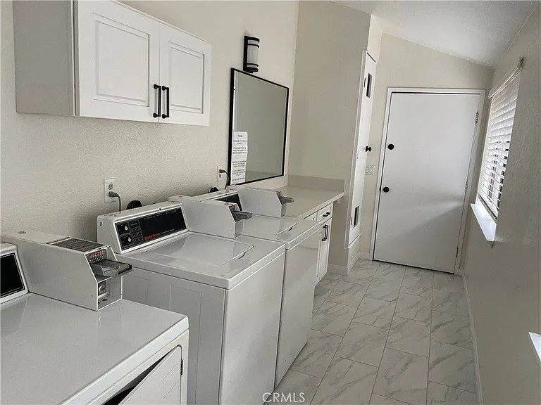 2427 Orange Ave — Photo 34