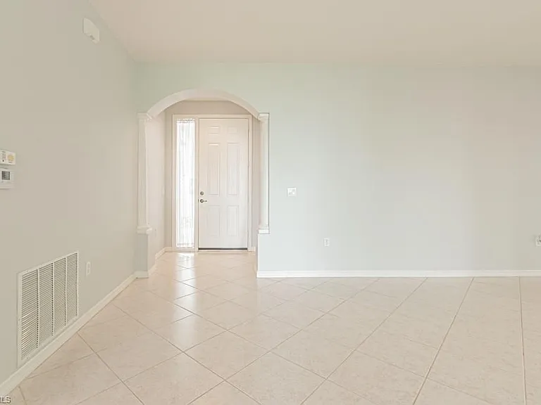 2215 Hawksridge Dr #802 — Photo 3