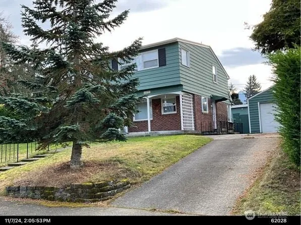 1428 E 2nd Street, Port Angeles, WA 98362