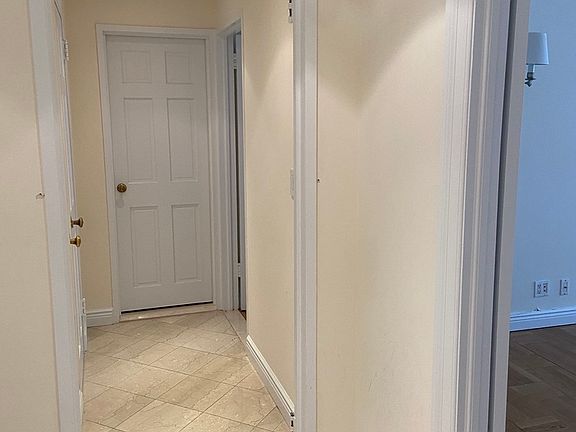 3rd image of 60 W 57th St APT 14C