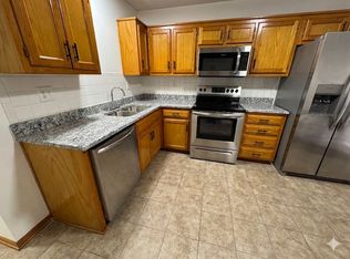9008 E 85th Ter, Raytown, MO 64138