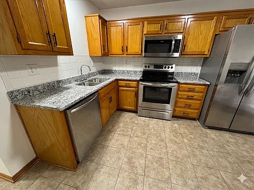 9008 E 85th Ter Photo 1