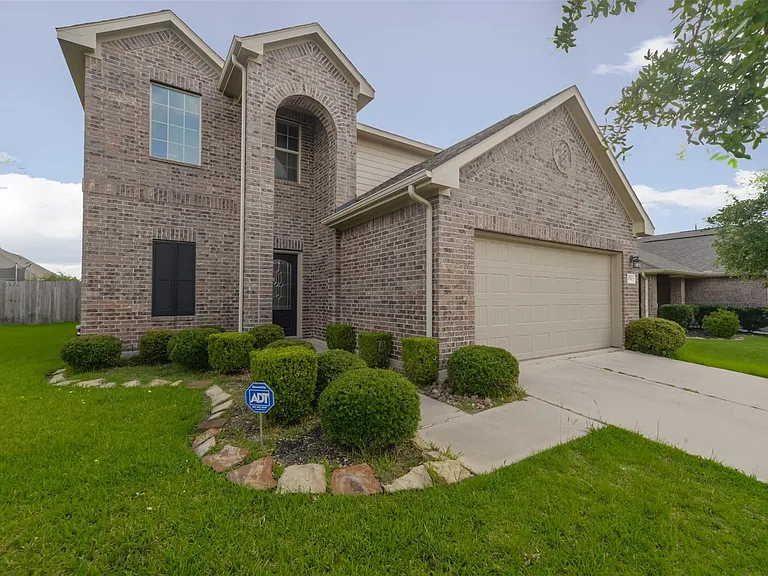 8730 Sunny Gallop Dr — Photo 3