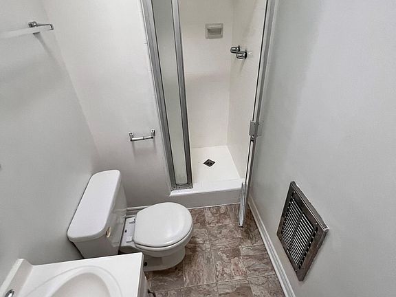 5th image of 9220 Brookshire Ave #206