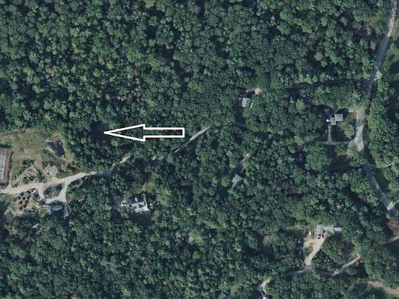 5th image of 34 Bunchberry Lane
