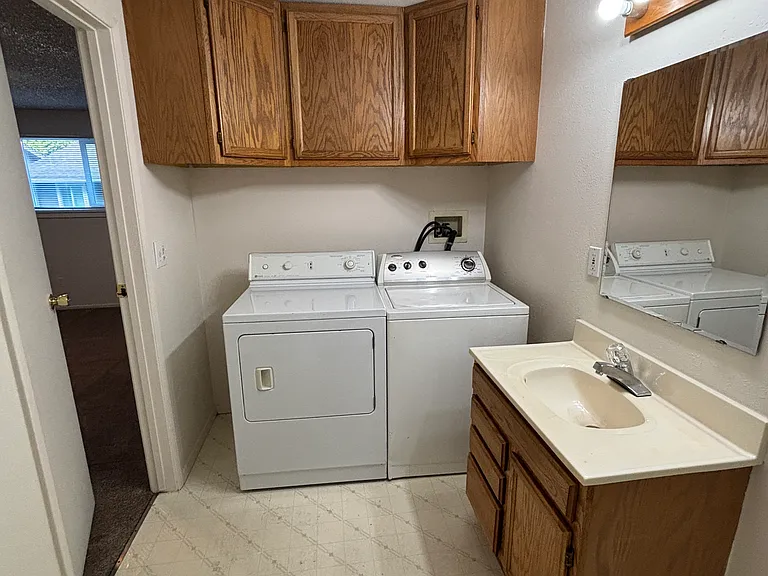 1600 S Kent Des Moines Rd #1 — Photo 13