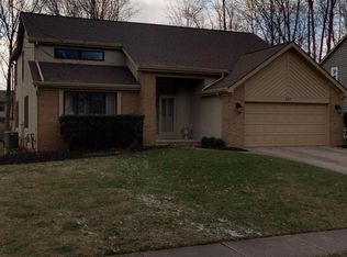 987 Riva Ridge Blvd, Columbus, OH 43230