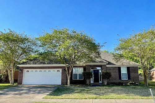 9524 Helmsley Cir Photo 1
