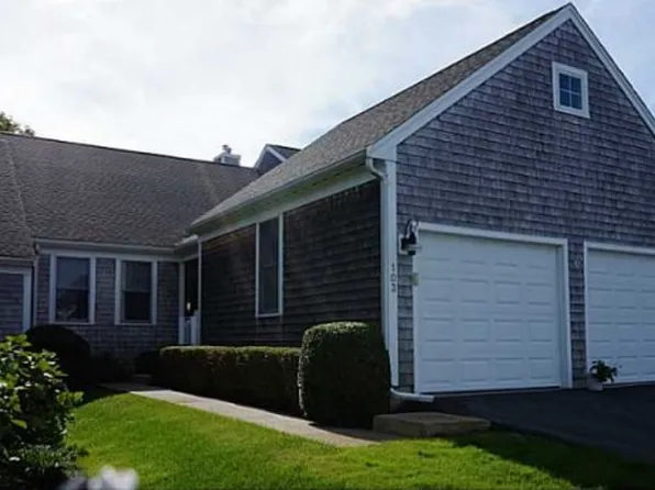 103 Ferry Landing Cir, Portsmouth, RI 02871