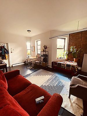 1st image of 540 6th St #3B