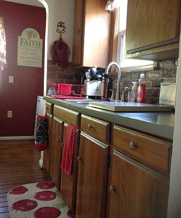 2nd image of 186 Lilac Ln