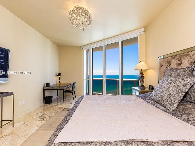 16001 Collins Ave #1106 — Photo 16