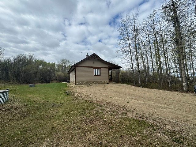 1st image of 75480 Range Road 135 #900