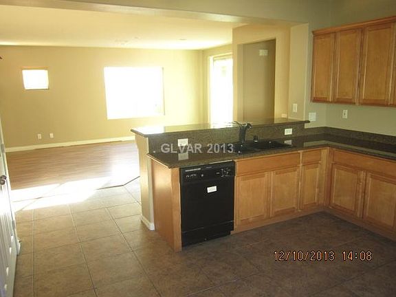 5th image of 8233 Oakshire St