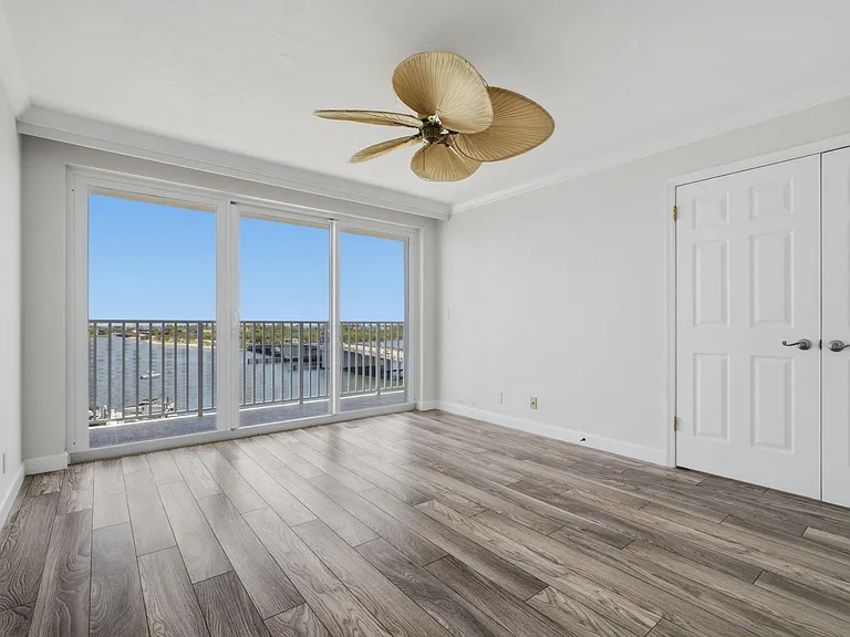 3901 S Flagler Dr #802 — Photo 11