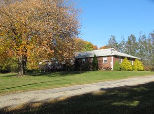 195 Sentinel Hill Rd, Derby, CT 06418