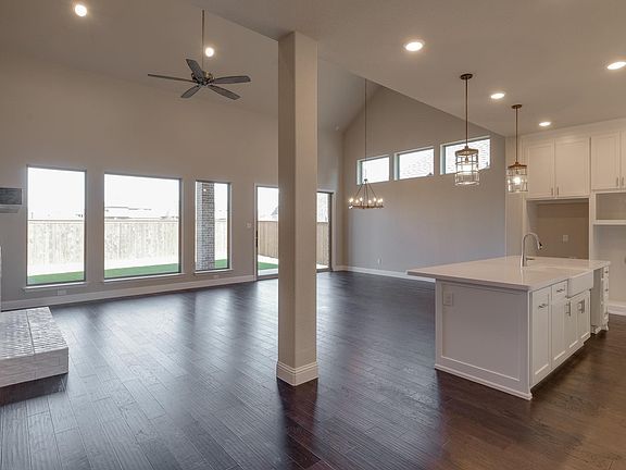 The Brynlee II B Family Room
