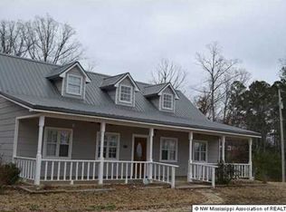 426 Hoover Rd, Holly Springs, MS 38635
