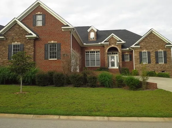 155 Royal Creek Dr, Lexington, SC 29072