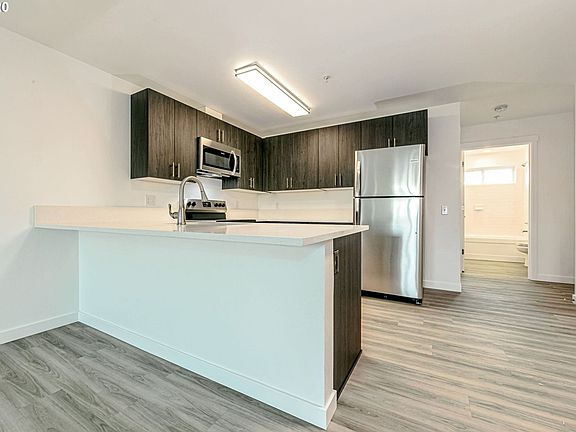 2nd image of 1505 N Humboldt St #2C
