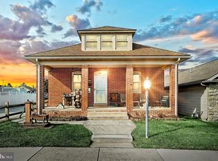 30 Moul Ave, Hanover, PA 17331