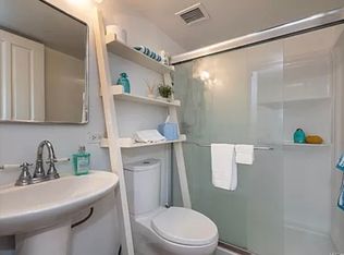 1250 Richard Ln APT 408, Honolulu, HI 96819
